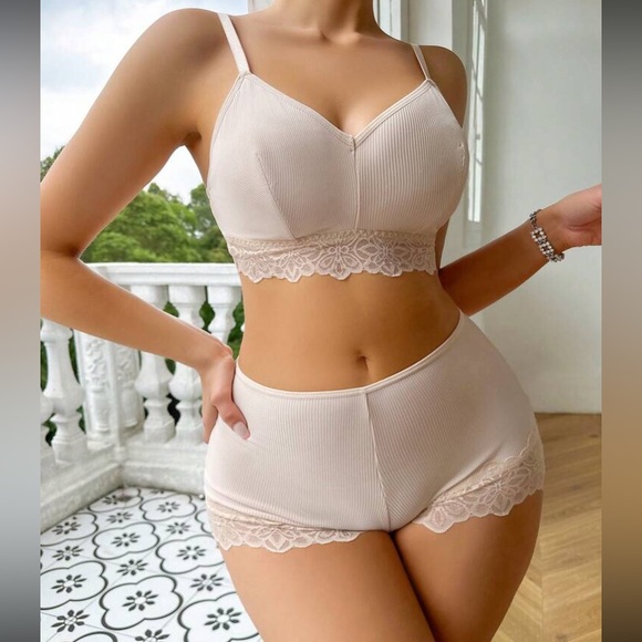 Floral lace btakette and panty lingerie Set sexy pajamas apricot - Picture 4 of 5